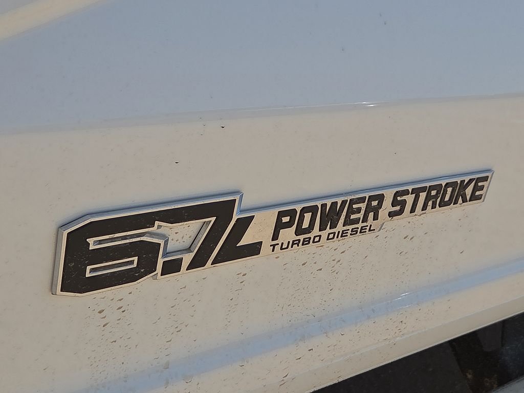New 2026 Star White Metallic Tri-Coat Ford F-350® Lariat® image 15