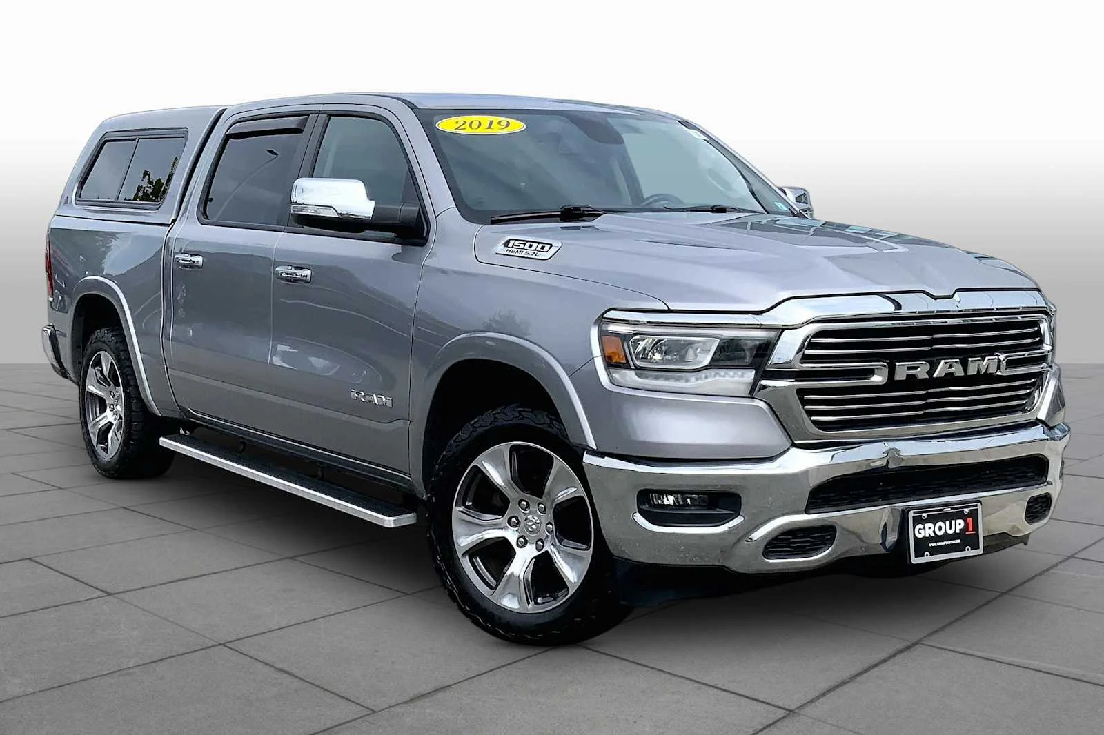 Used 2019 Billet Silver Metallic Clearcoat Ram Laramie image 3
