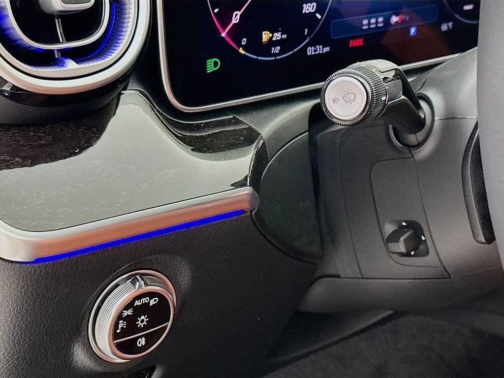 New 2026 Polar White Mercedes-Benz C 300 image 10
