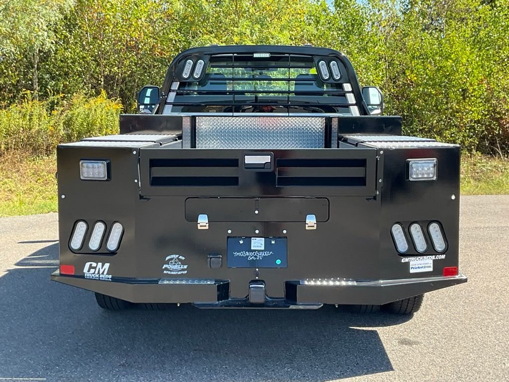 2024 Ford F-350 Super Duty Chassis Cab XL - Photo 26