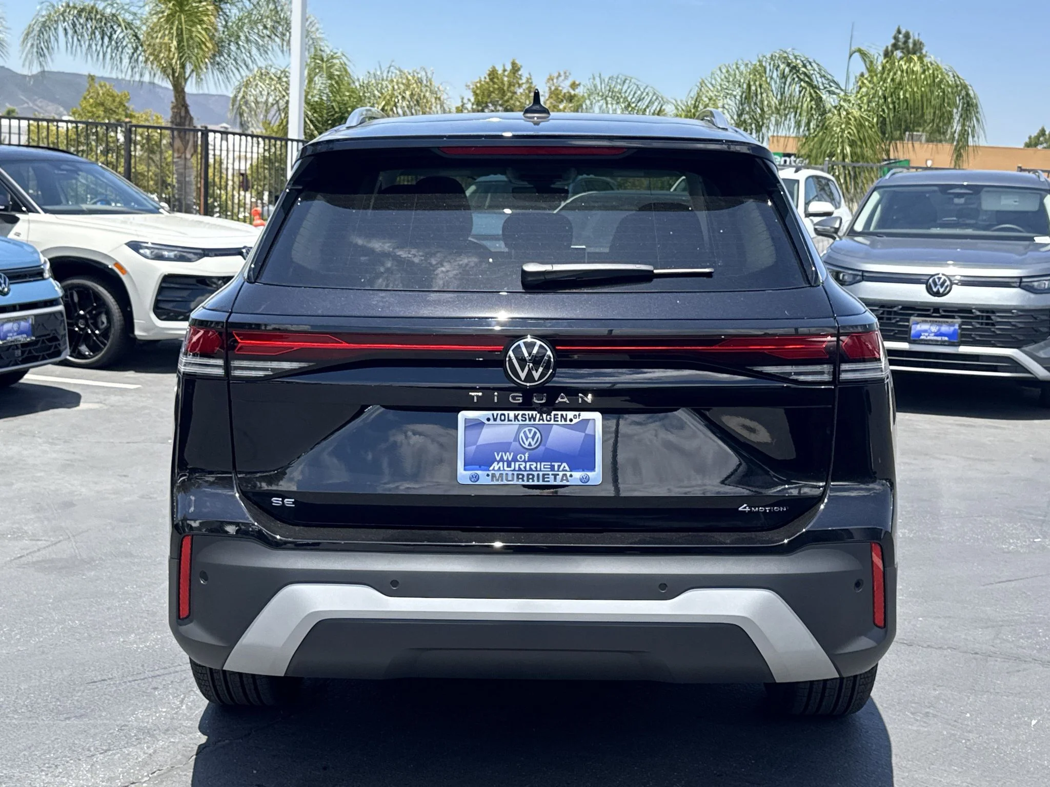 New 2026 Deep Black Pearl Volkswagen SE image 2