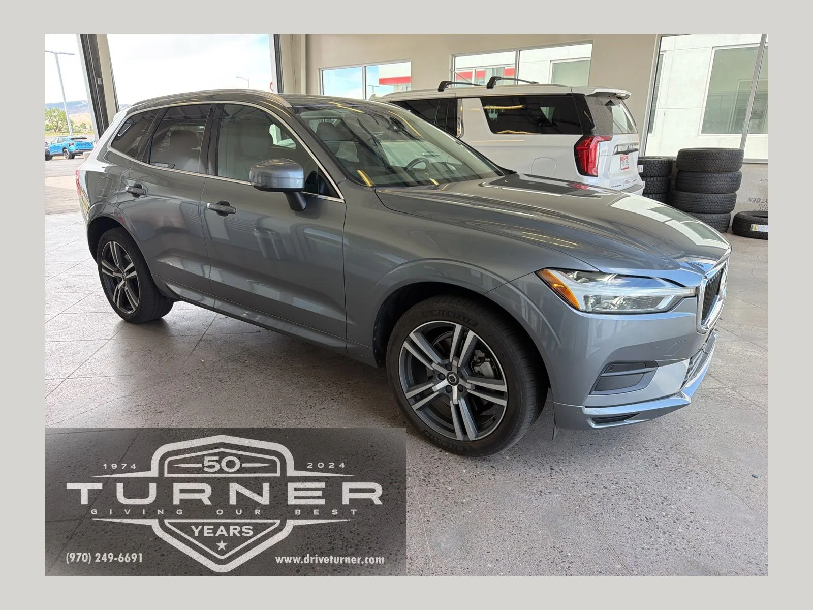 2020 Volvo XC60 T6 Momentum AWD's photo