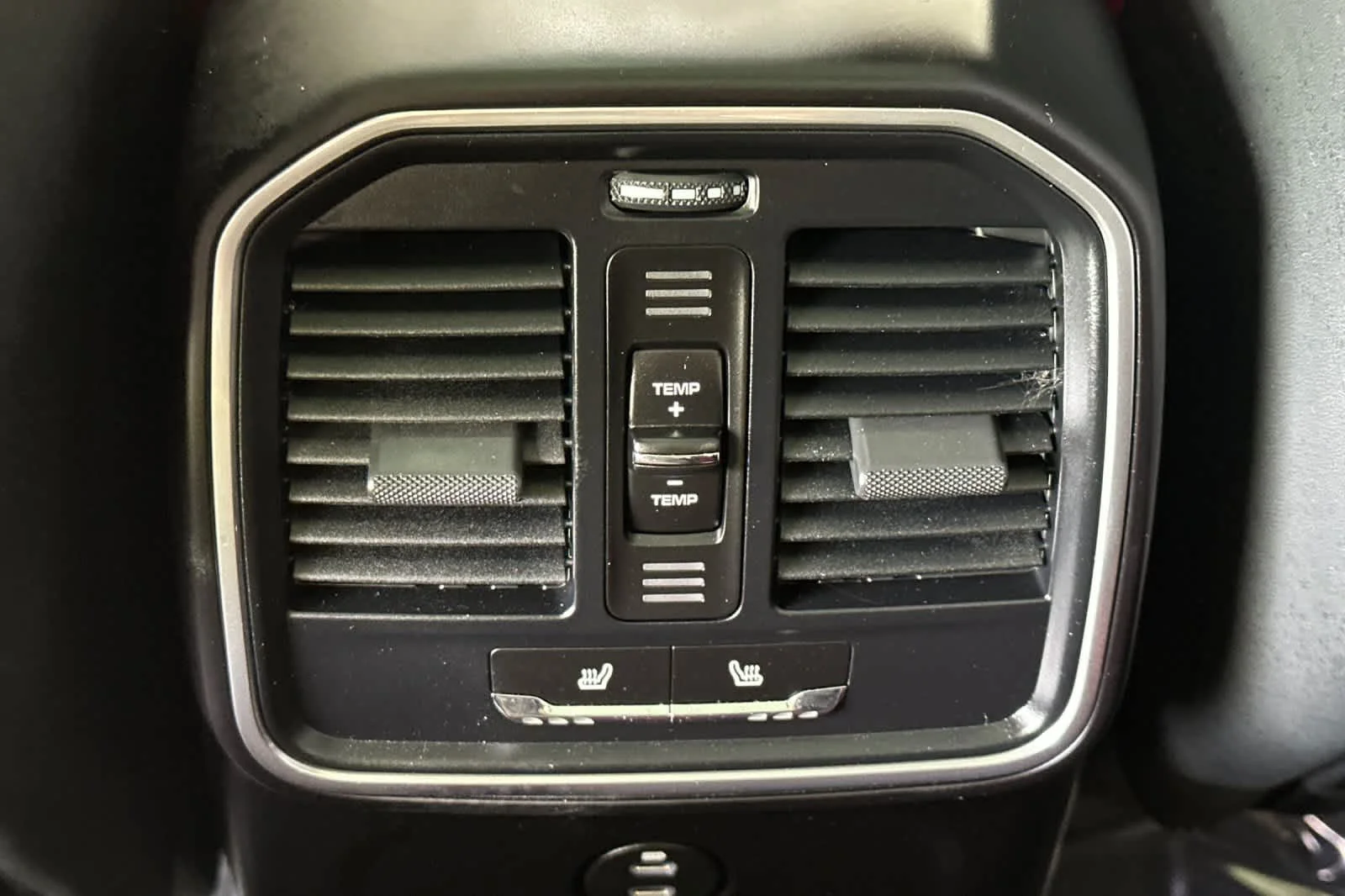 Used 2023  Porsche GTS image 14