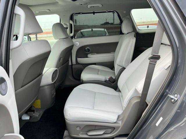 New 2026 Gray Hyundai Limited FWD image 19