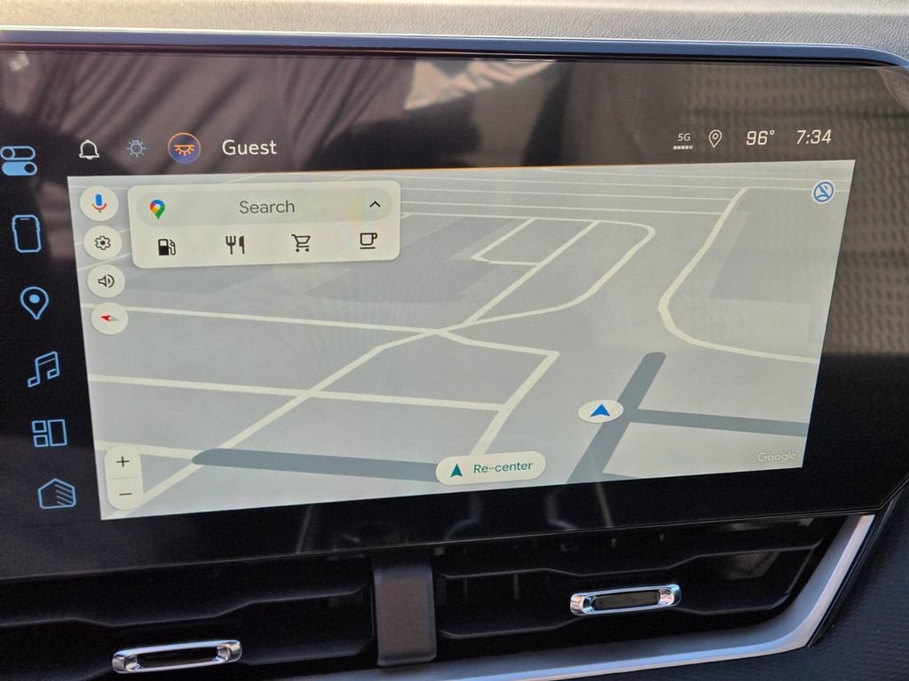 2027 Chevrolet Equinox LT - Photo 11