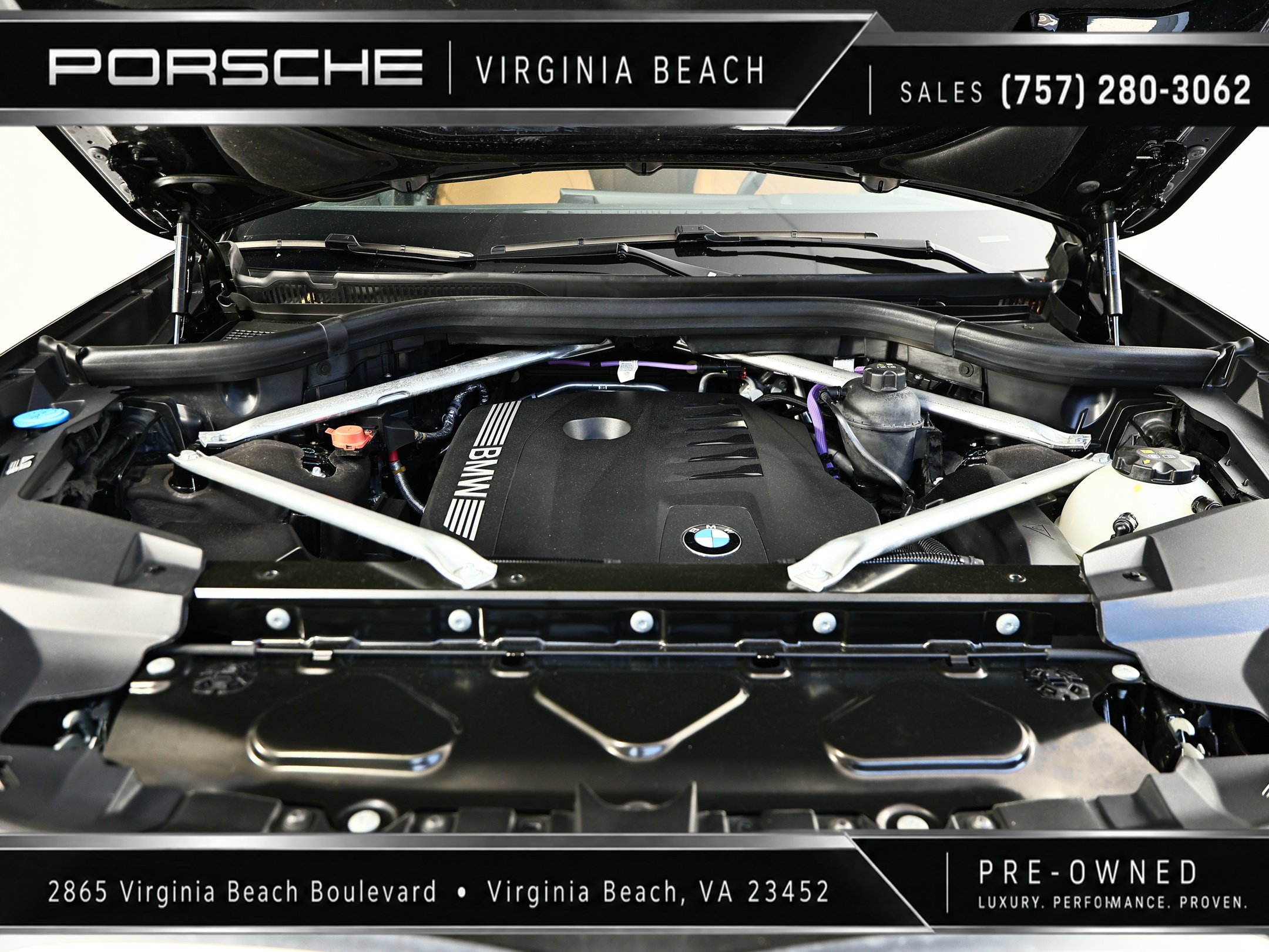Used 2025 Black BMW xDrive40i image 34