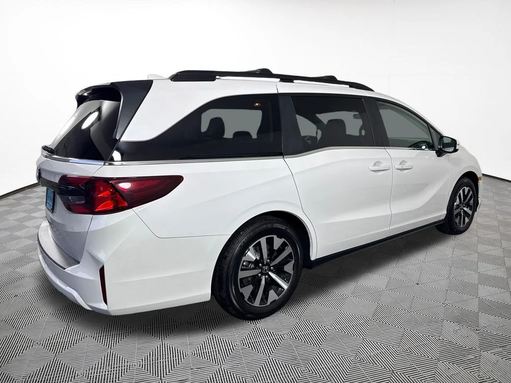 2026 Honda Odyssey EX-L - Photo 9