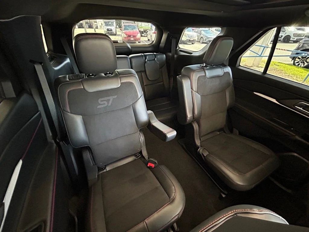 Certified Used 2025 Vapor Blue Ford ST image 31