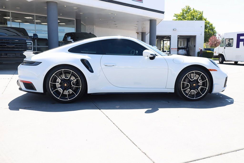 2025 Porsche 911 Turbo S - Photo 7