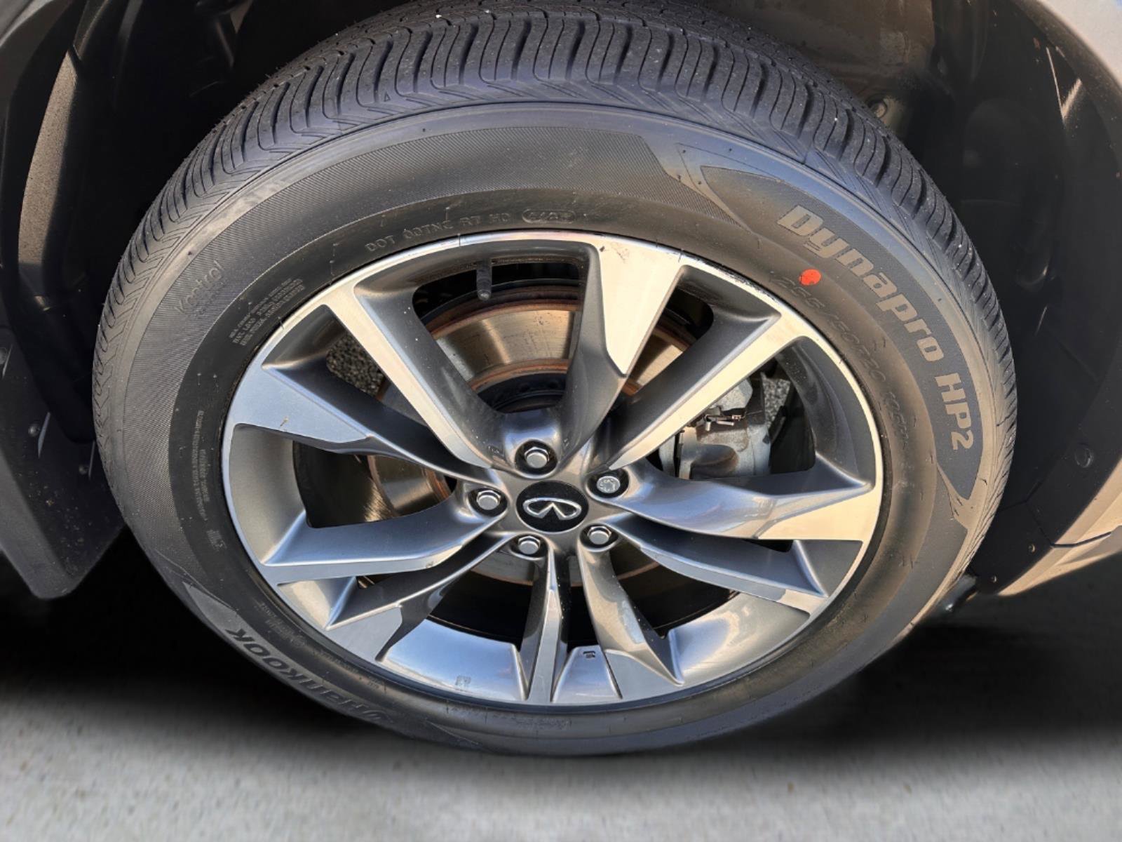 Used 2023 Warm Titanium INFINITI LUXE image 30