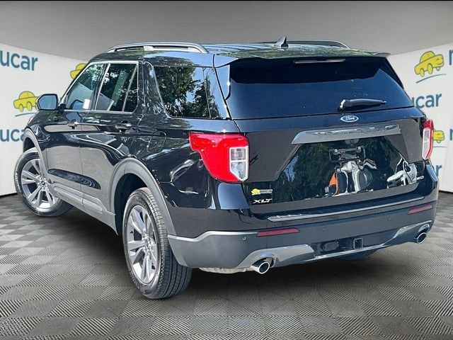 Used 2023 Black Ford XLT image 2