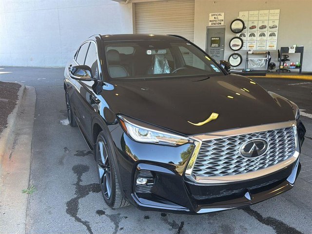 2023 INFINITI QX55 LUXE