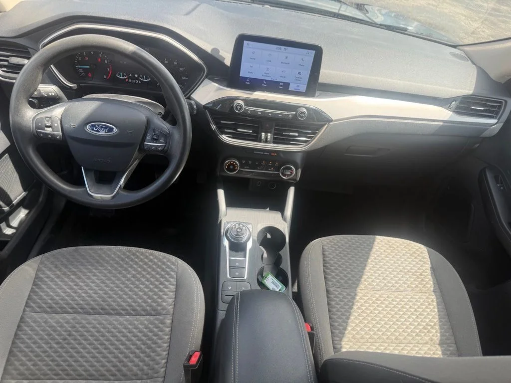Used 2020 Black Ford SE image 38