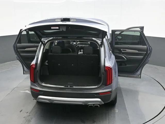 Used 2022 Silver Kia SX image 27