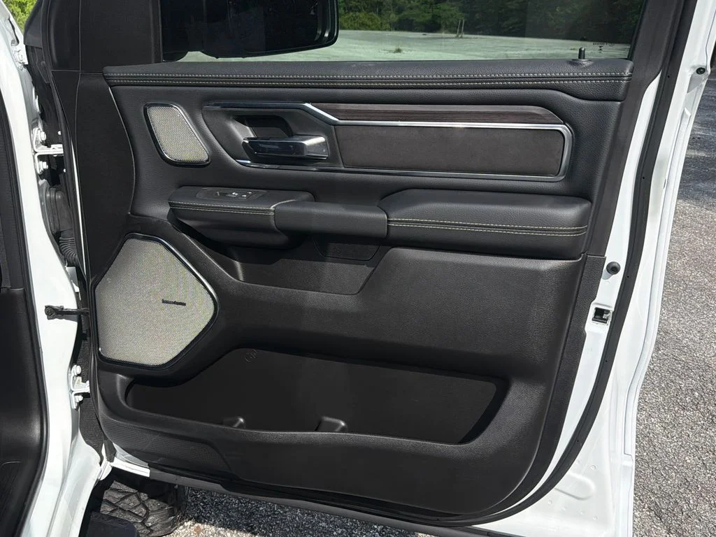New 2026 Bright White Clear-Coat Exterior Paint RAM Laramie image 26
