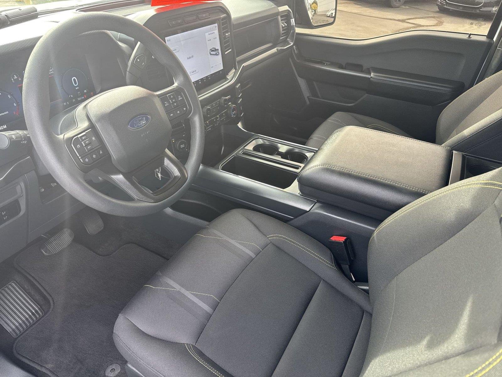 2024 Ford F-150 STX - Photo 10