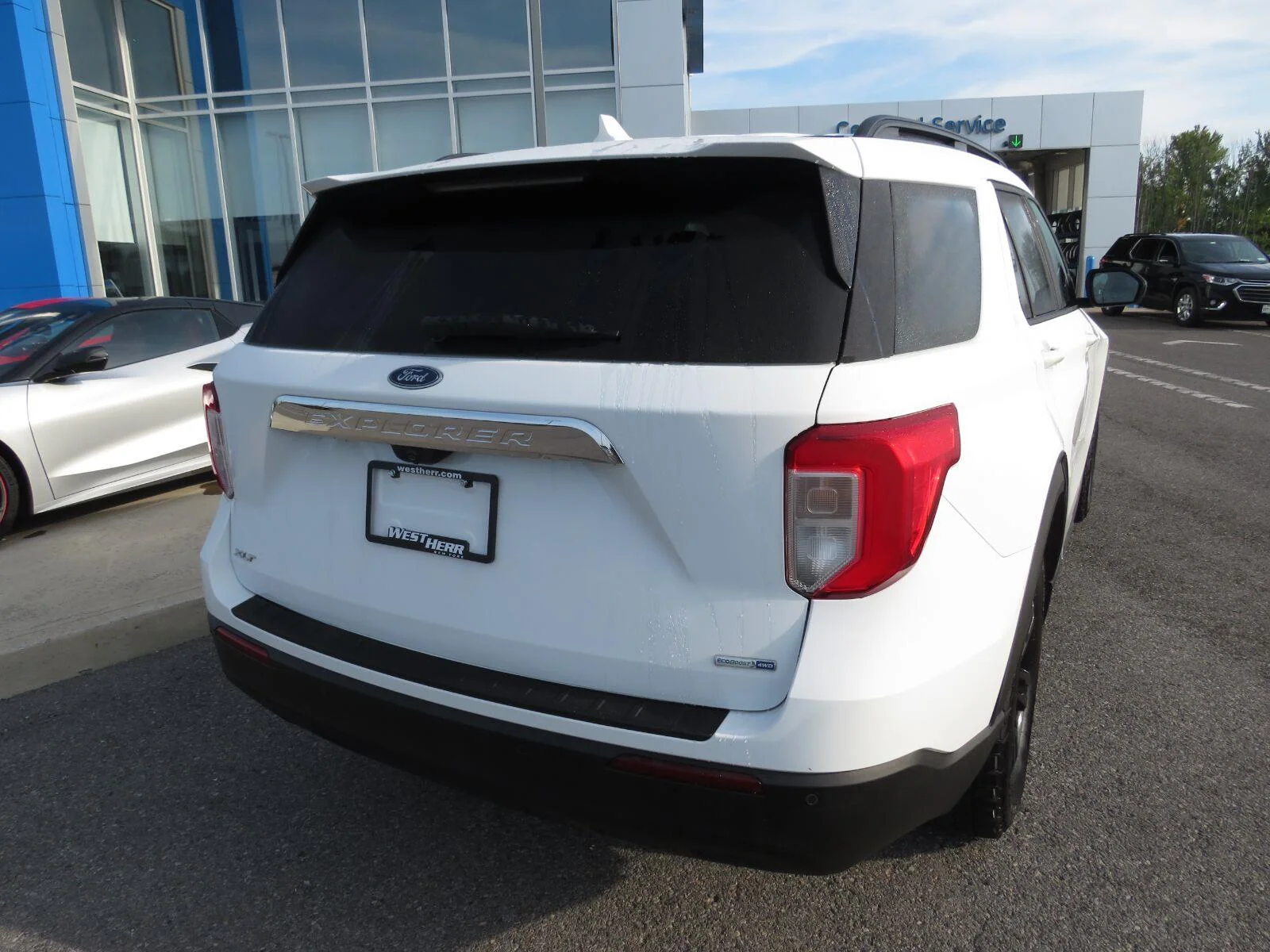 Used 2020 Oxford White Ford XLT image 8