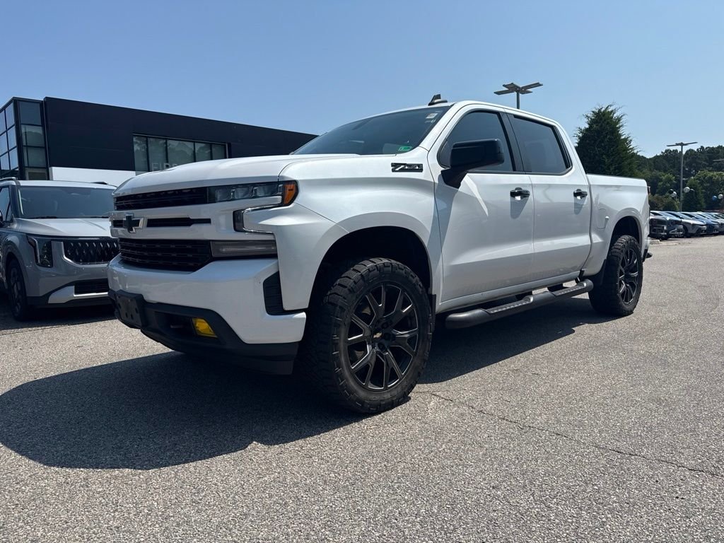 Used 2022 Beige Chevrolet RST image 2