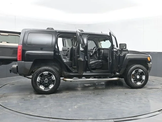 Used 2008 Black Hummer Luxury image 45