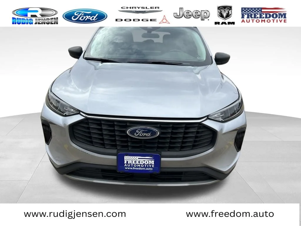Used 2024 Silver Ford Active image 11
