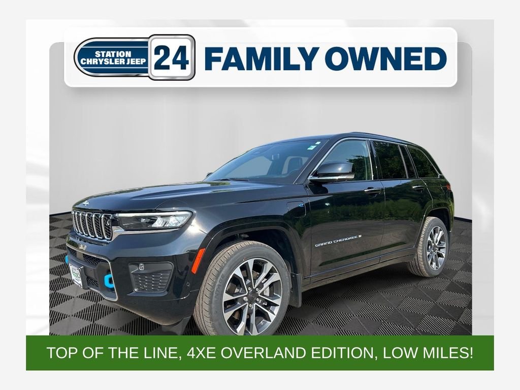 Used 2023 Black Jeep Overland 4xe image 1