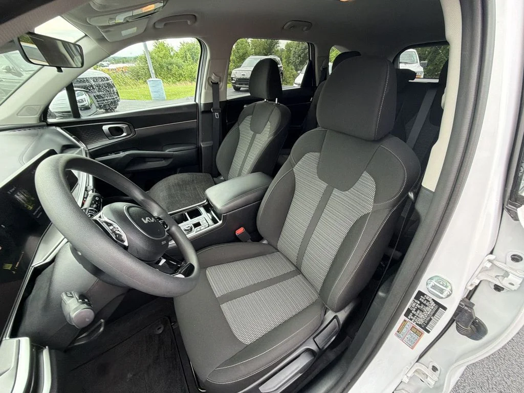 Used 2024 White Kia LX image 17