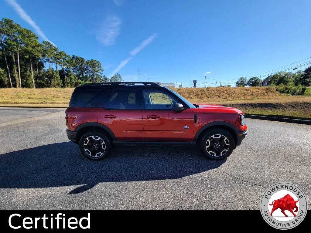 Used 2022 Red Ford Outer Banks image 8