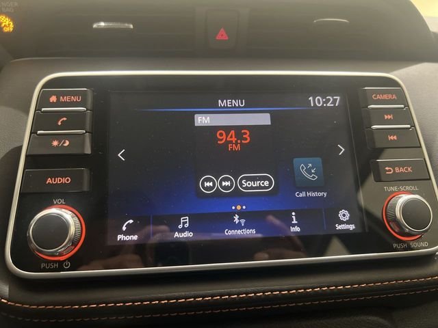 Used 2019 White Nissan SR image 12