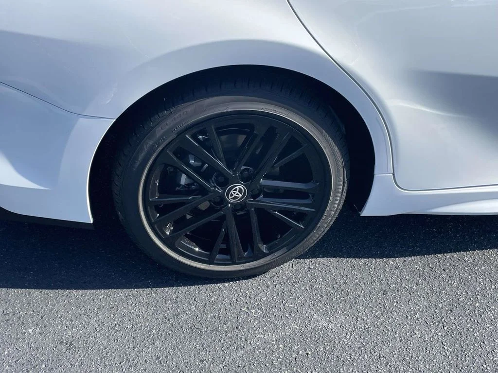 New 2026 Ice Cap Toyota SE image 10