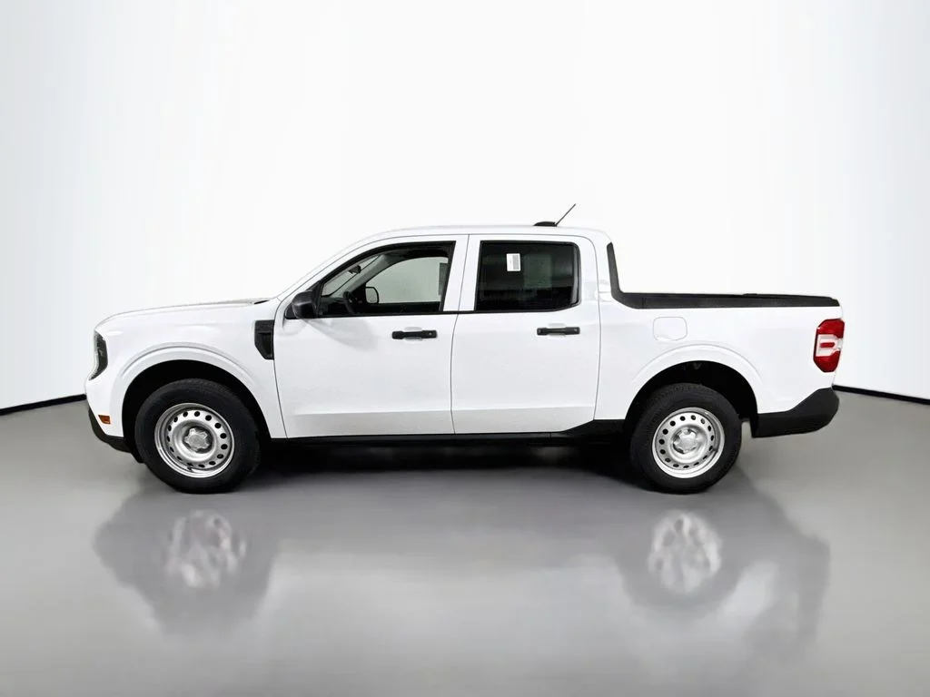 New 2026 Oxford White Ford XL image 4