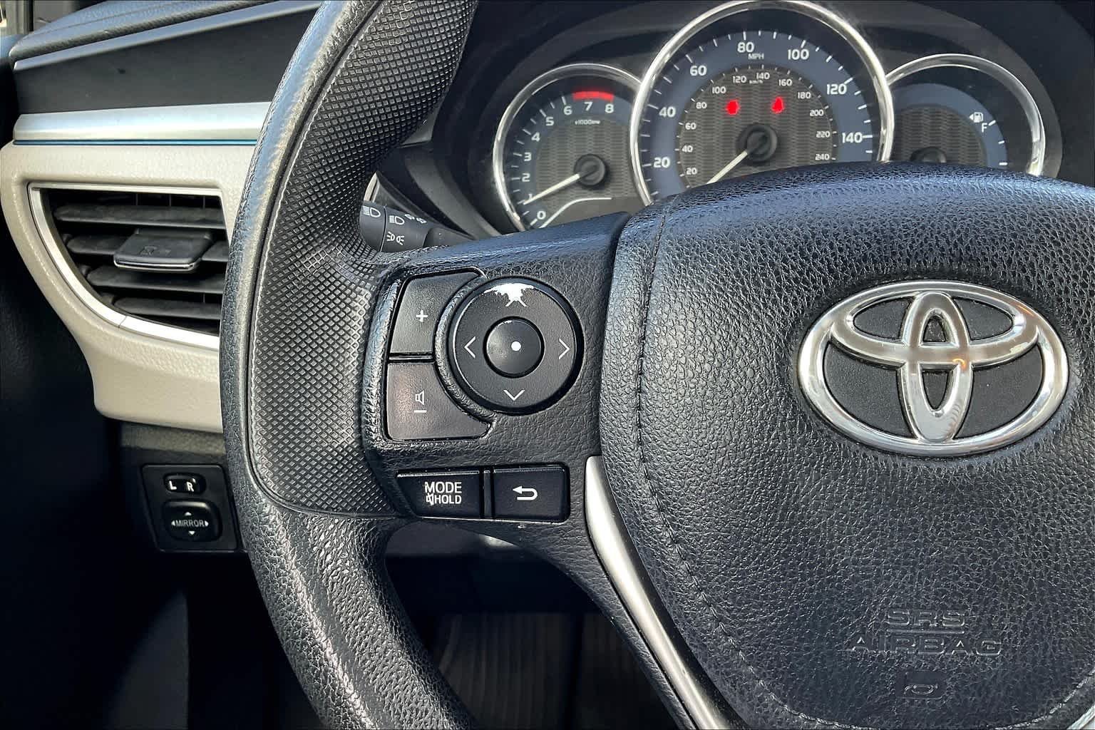 Used 2015 4Evergreen Mica Toyota LE image 23