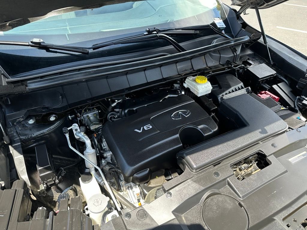 Used 2022 Gray INFINITI LUXE image 35
