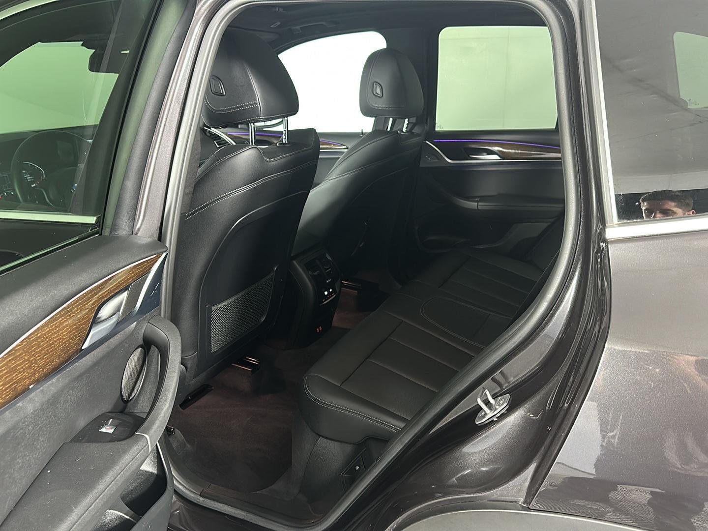 Used 2023 Dark Graphite Metallic BMW xDrive30i image 22