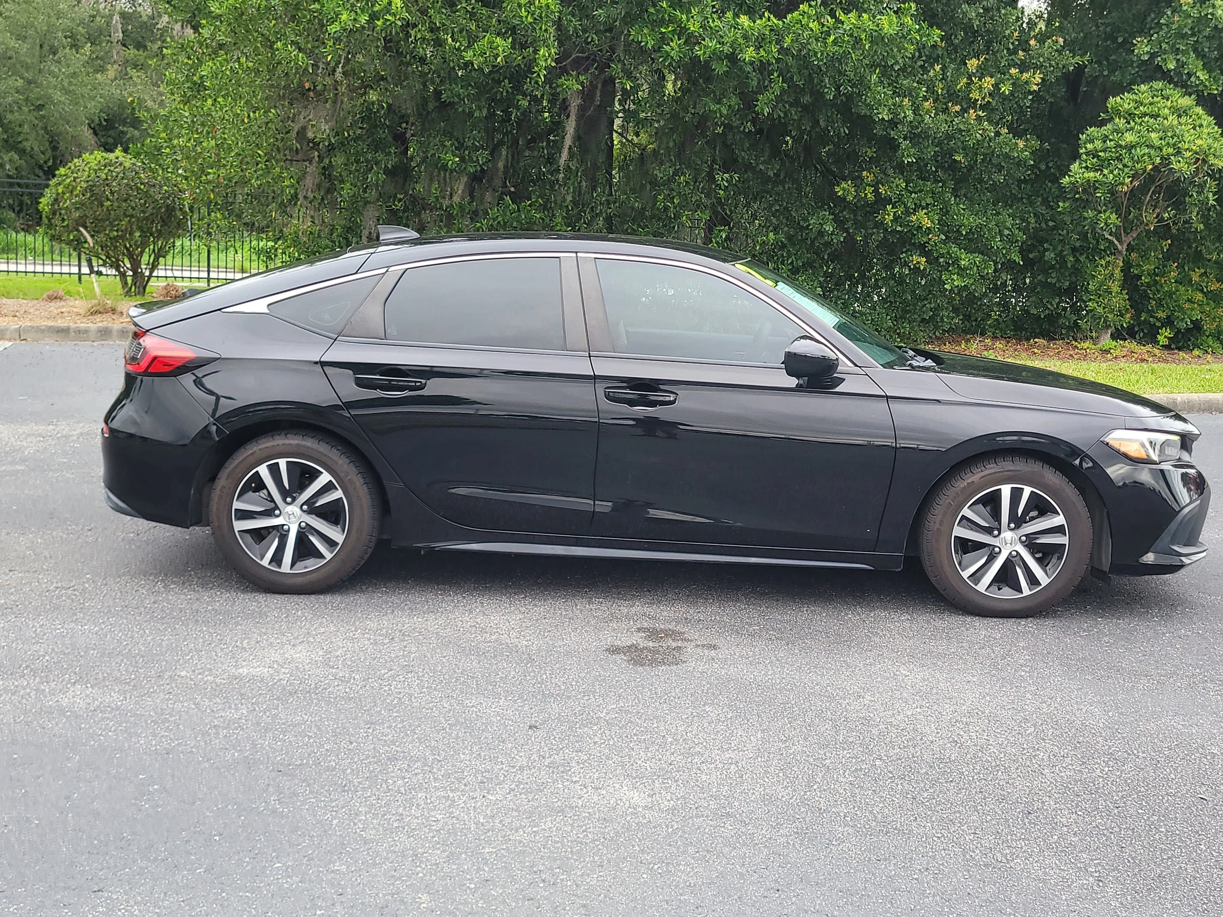 Used 2022  Honda LX image 7