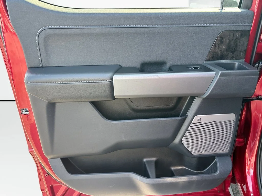 Used 2025 Red Ford Lariat image 19