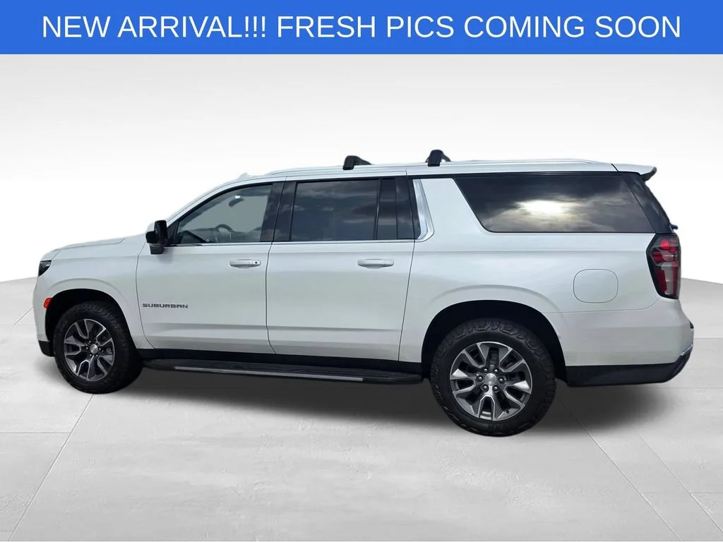 Used 2021 IRIDESCENT PEARL TRICOAT Chevrolet LT image 4