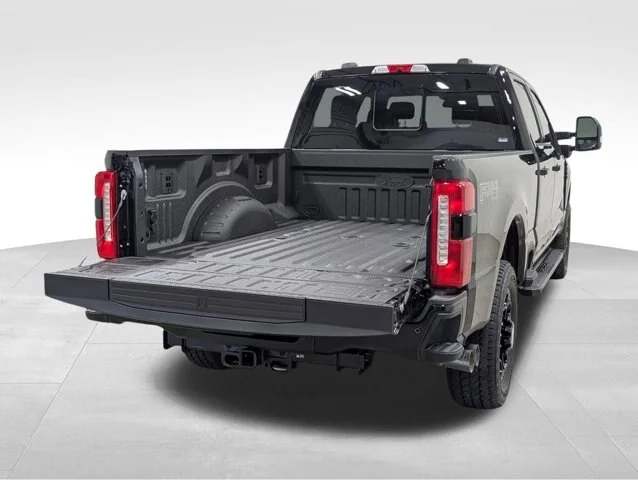 New 2026 Agate Black Metallic Ford F-250® Lariat® image 63