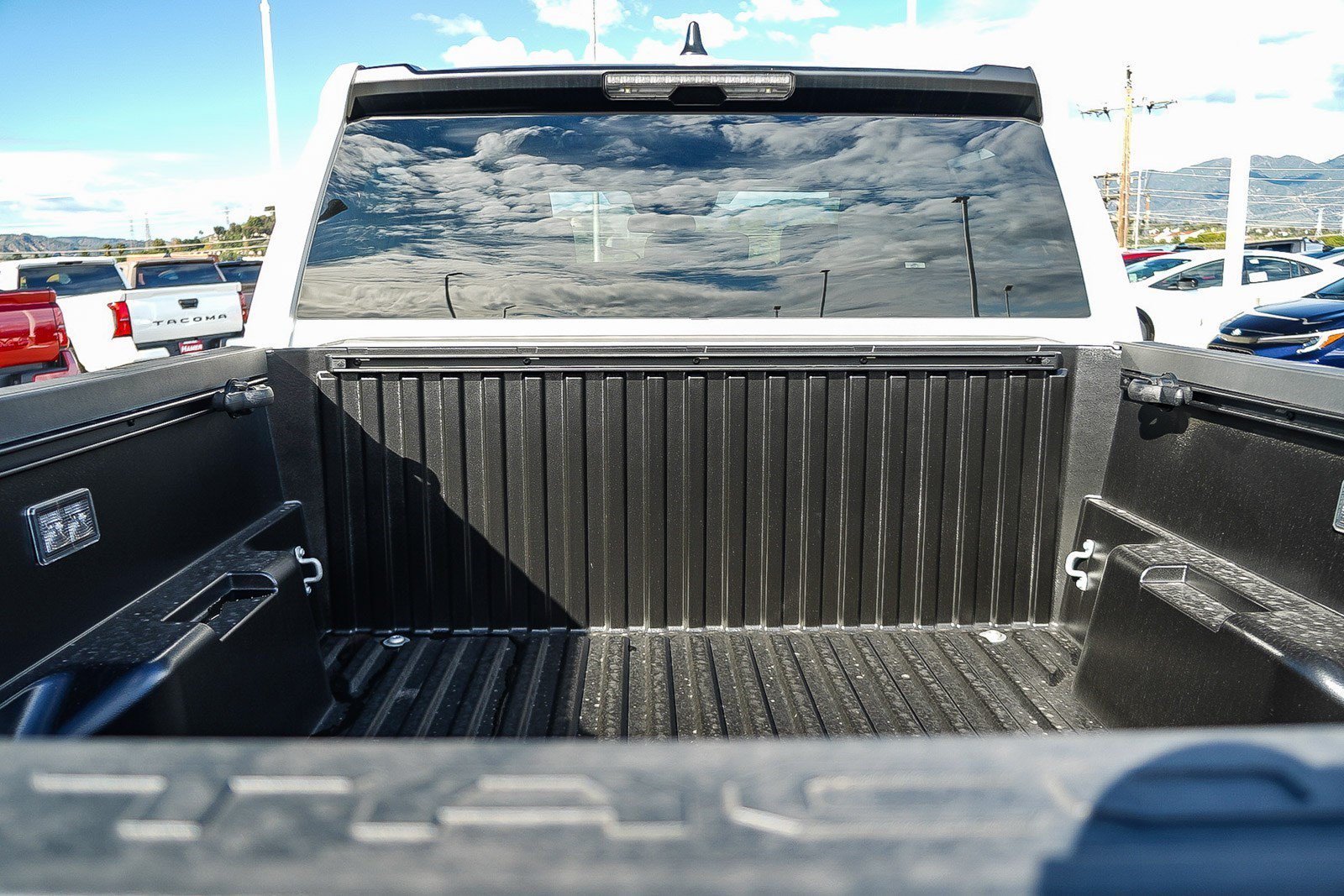 Used 2026 Ice Cap Toyota SR image 7