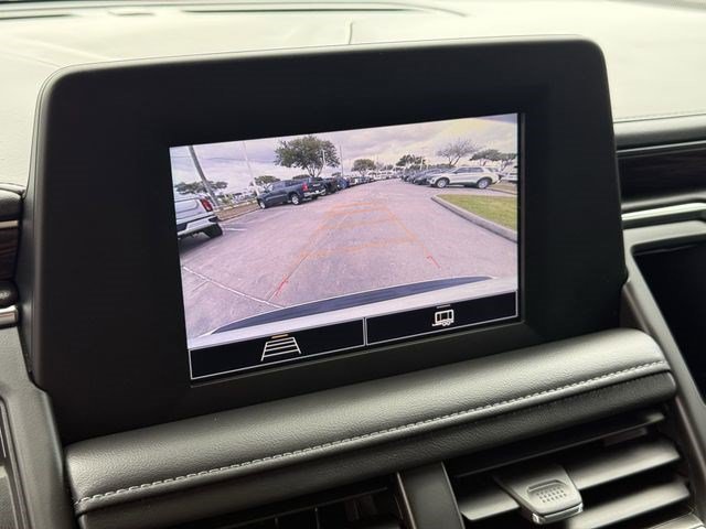 Used 2021 Summit White Chevrolet Commercial image 20