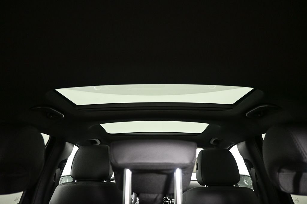 New 2026 Night Black Mercedes-Benz GLB 250 image 20