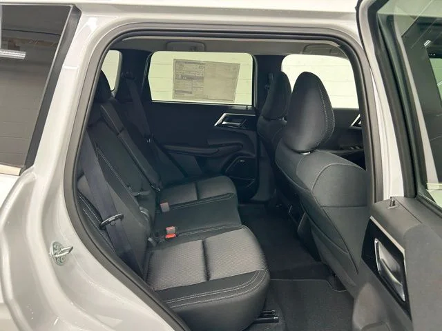 New 2026 White Mitsubishi ES image 19