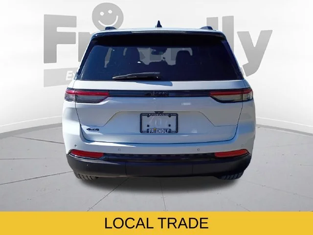 Used 2024 White Jeep Altitude image 6