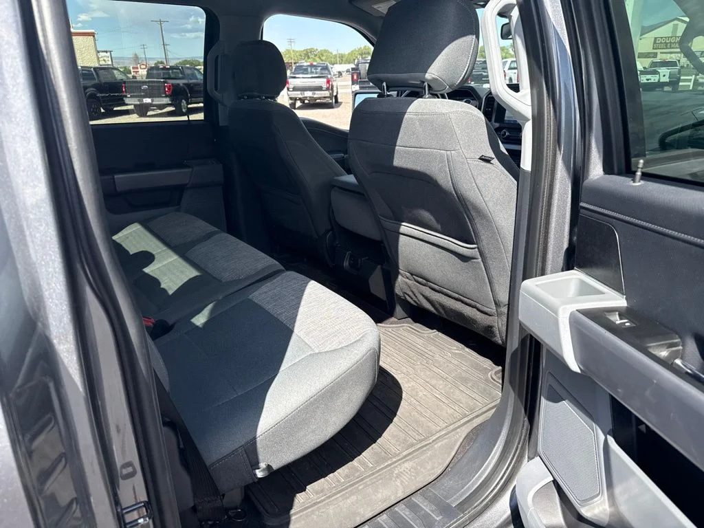 Used 2021 Gray Ford XLT image 27