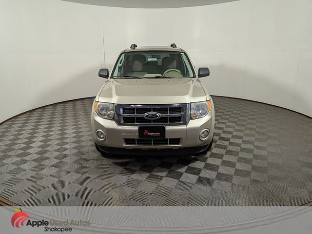Used 2012 Gold Ford XLT image 2