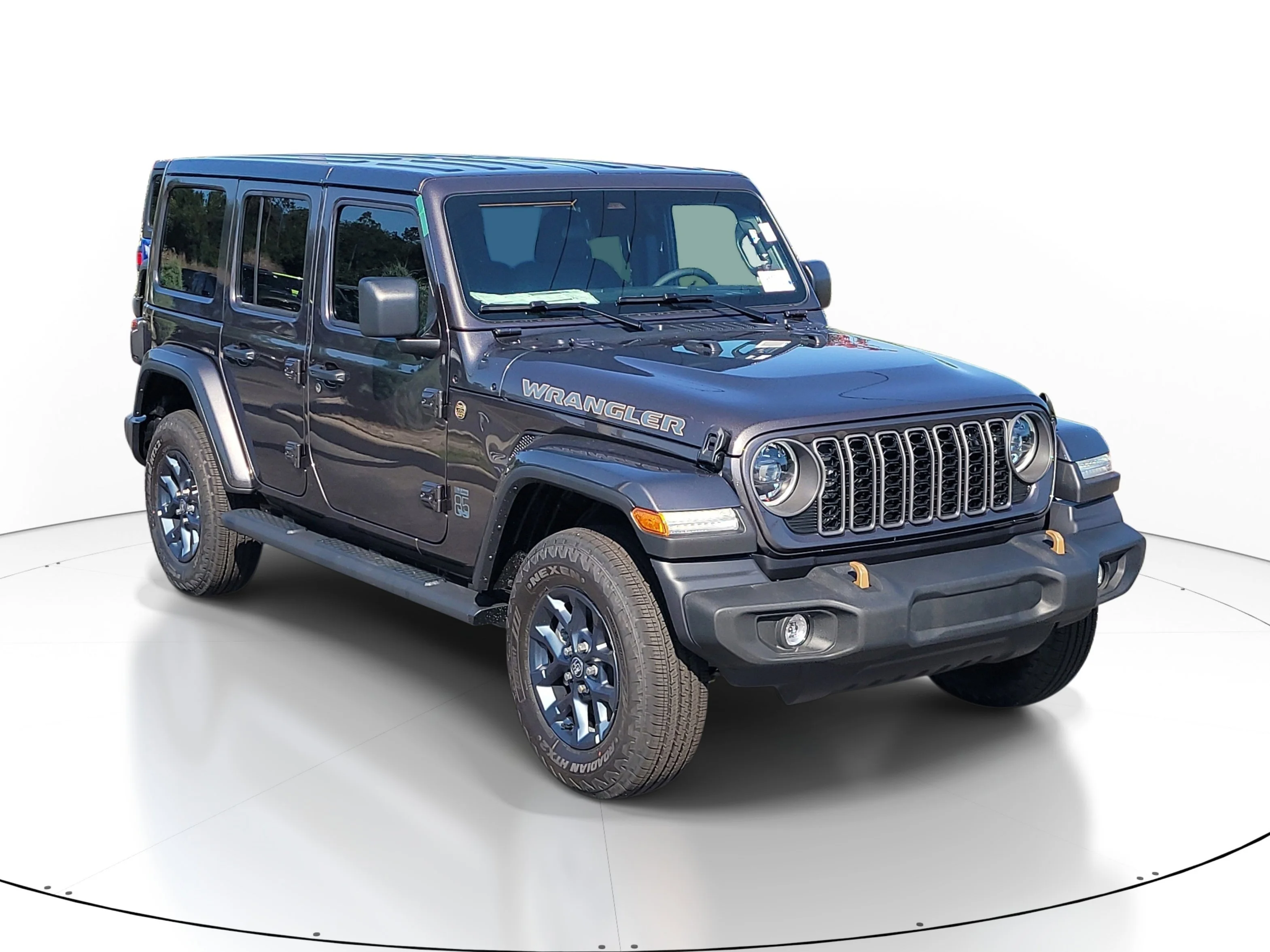 New 2026 Granite Crystal Metallic Clearcoat Jeep 85th Anniversary image 2