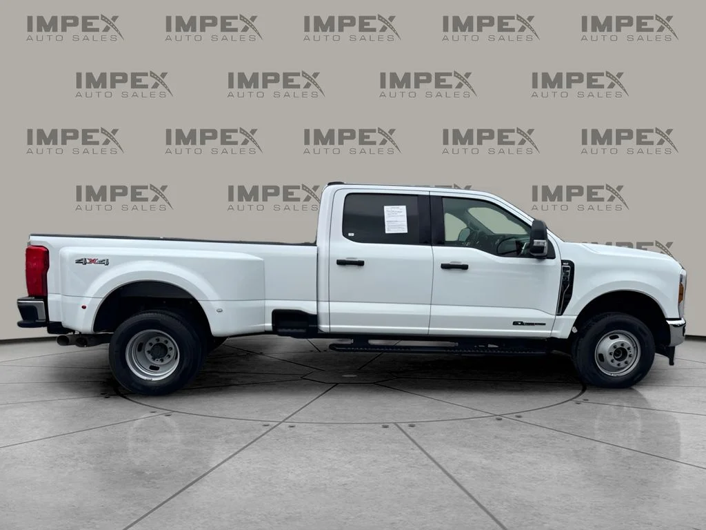 Used 2025 White Ford XLT image 6