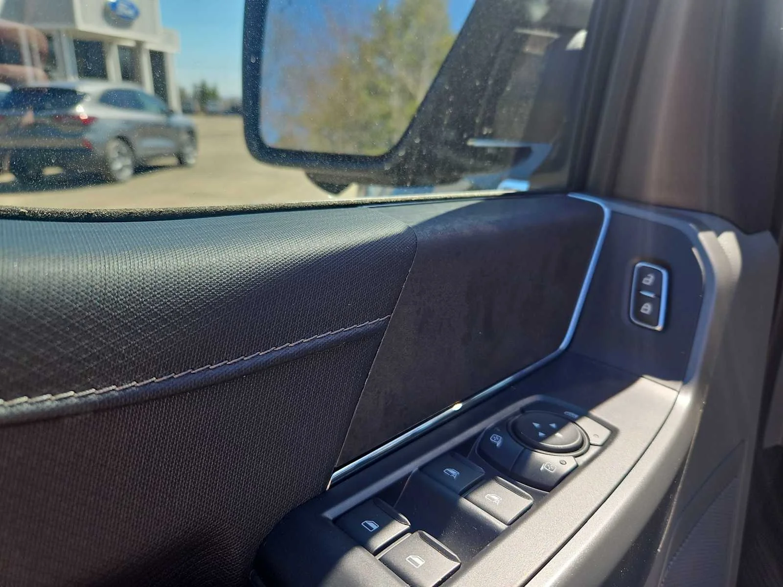 New 2026 Agate Black Metallic Ford XLT image 11