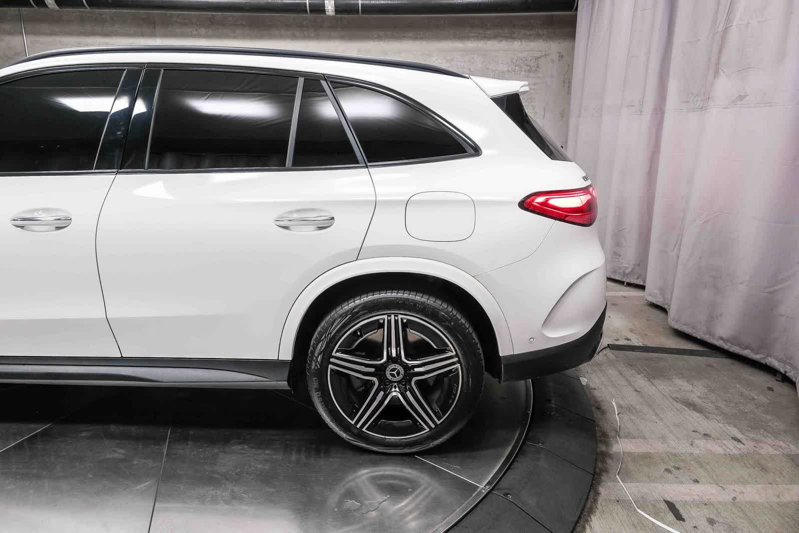 Used 2025 Polar White Mercedes-Benz GLC 350e image 8