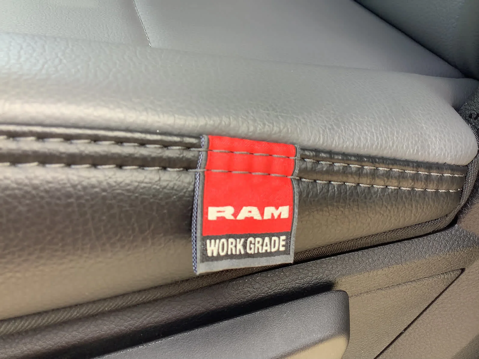 2026 RAM 3500 Chassis Tradesman - Photo 16