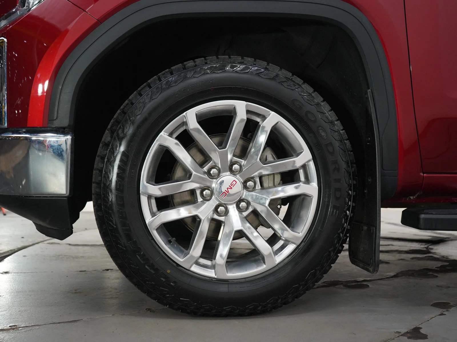 Used 2022 Cayenne Red GMC SLT image 31